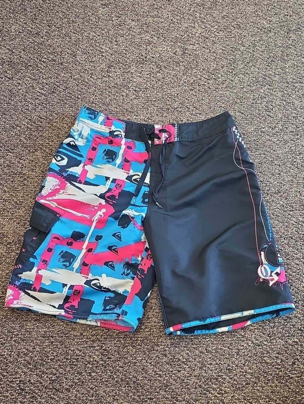Quicksilver Board Shorts Size 33